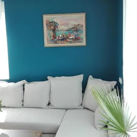 Azur Deluxe *